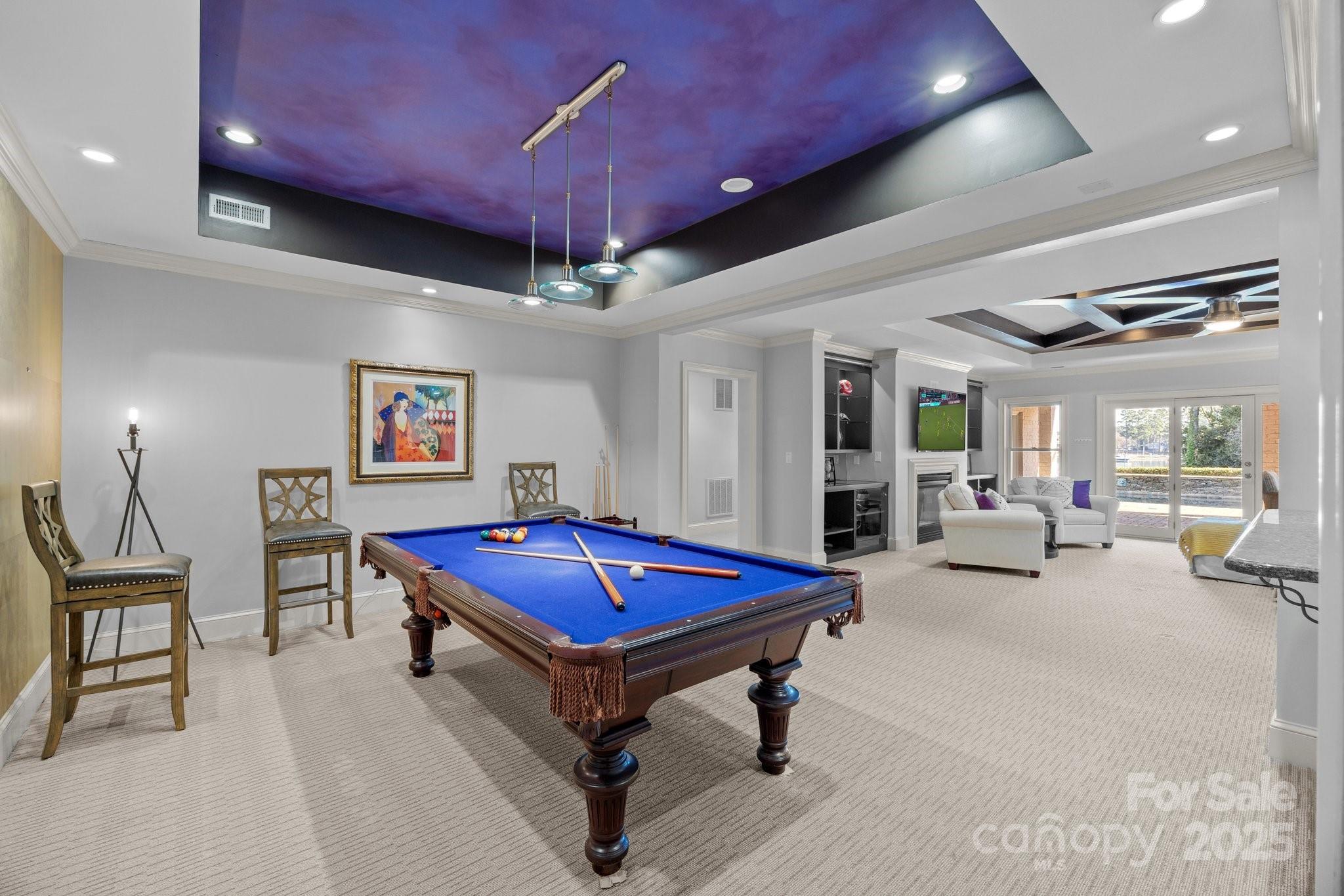 The Peninsula - Residential