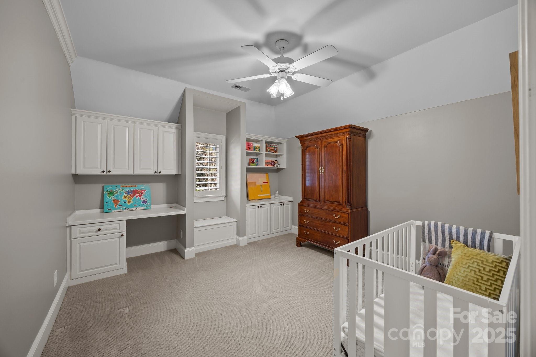 The Peninsula - Residential