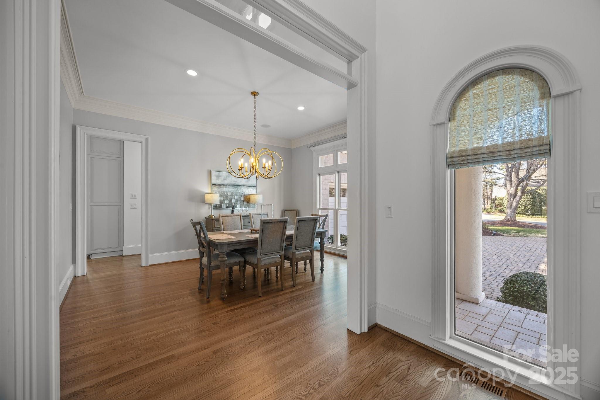 The Peninsula - Residential