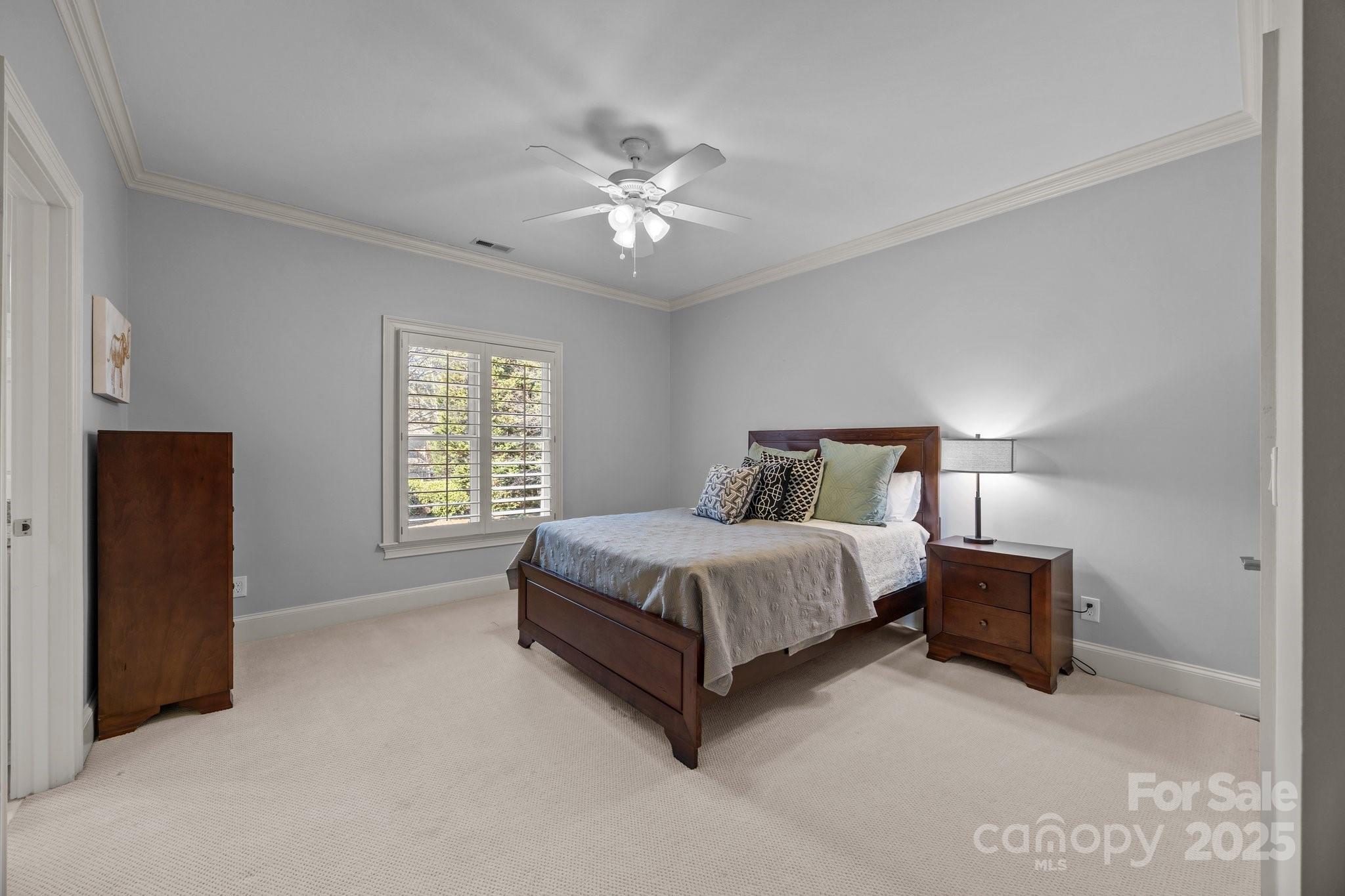 The Peninsula - Residential