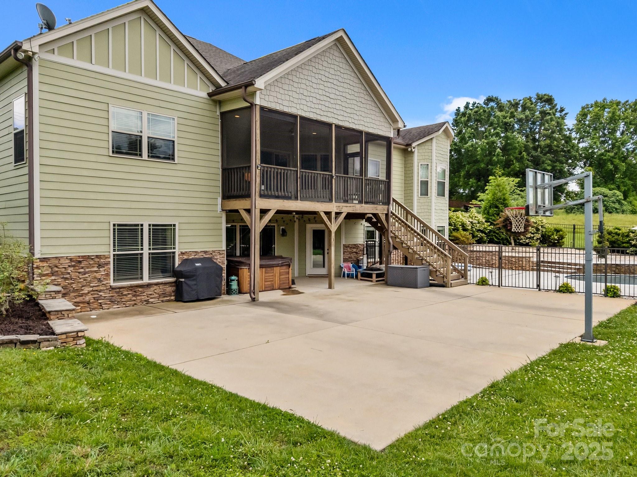 Rollingwood Forest - Residential
