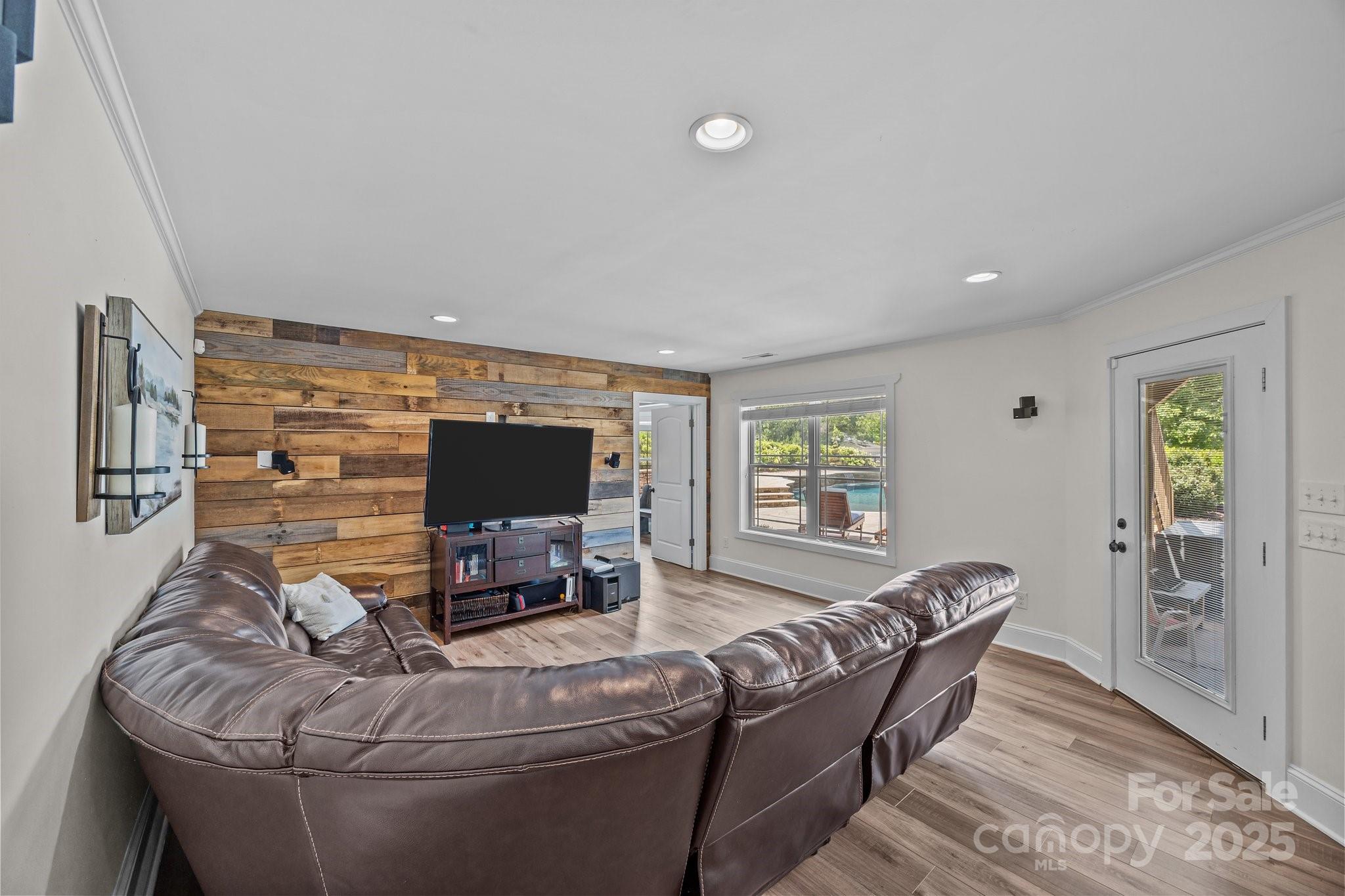 Rollingwood Forest - Residential