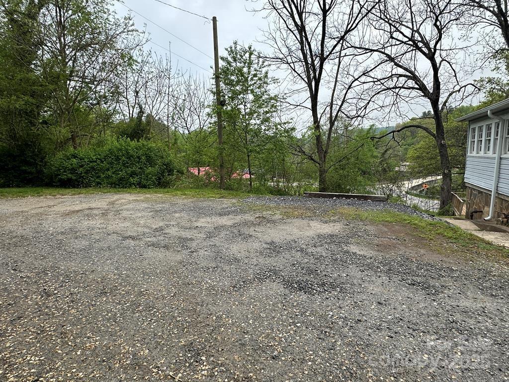 4 & 6 Skyview Road