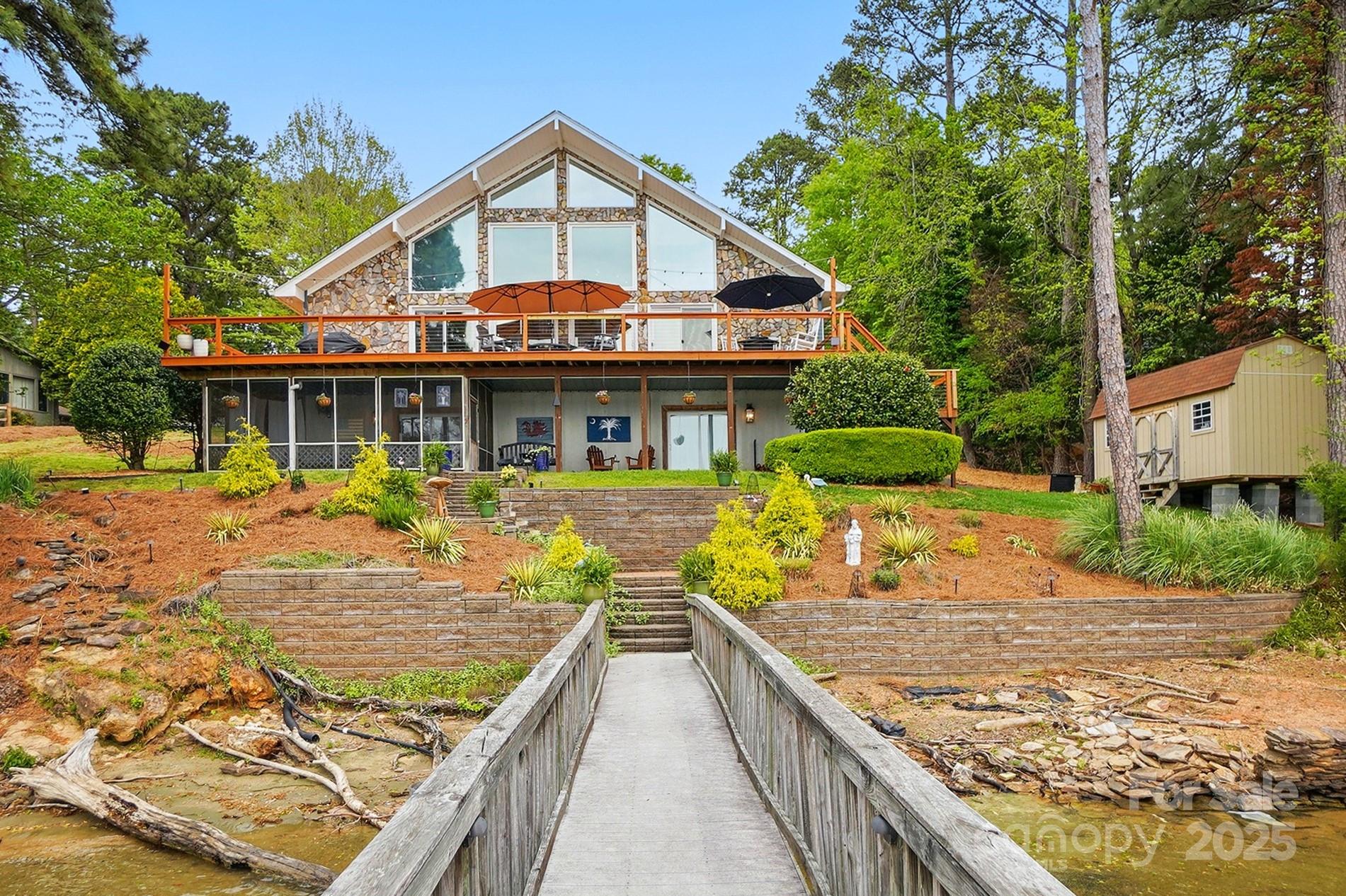 Tega Cay - Residential