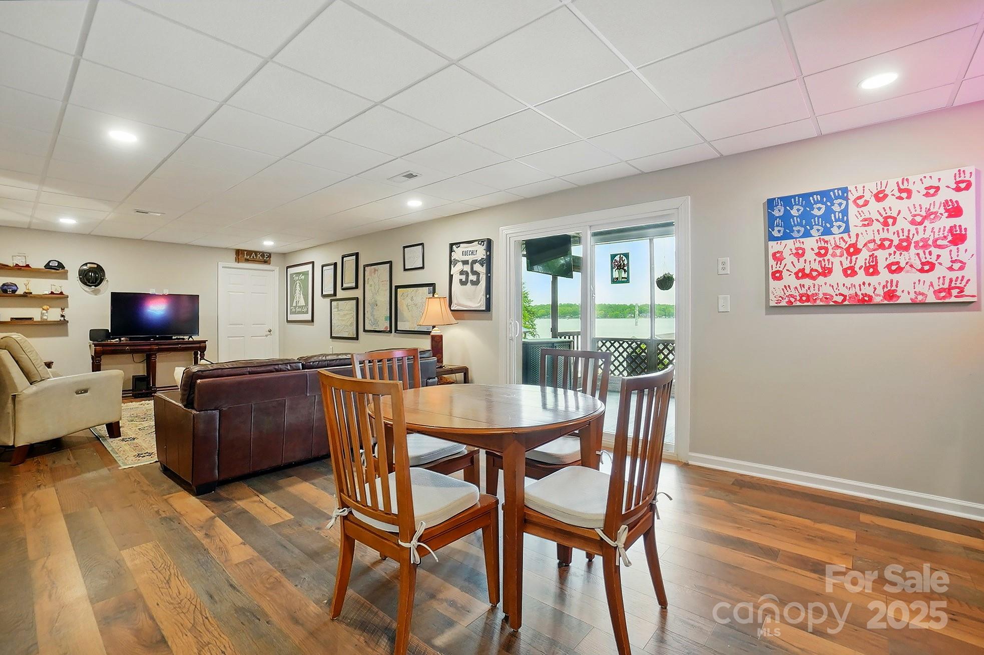 Tega Cay - Residential