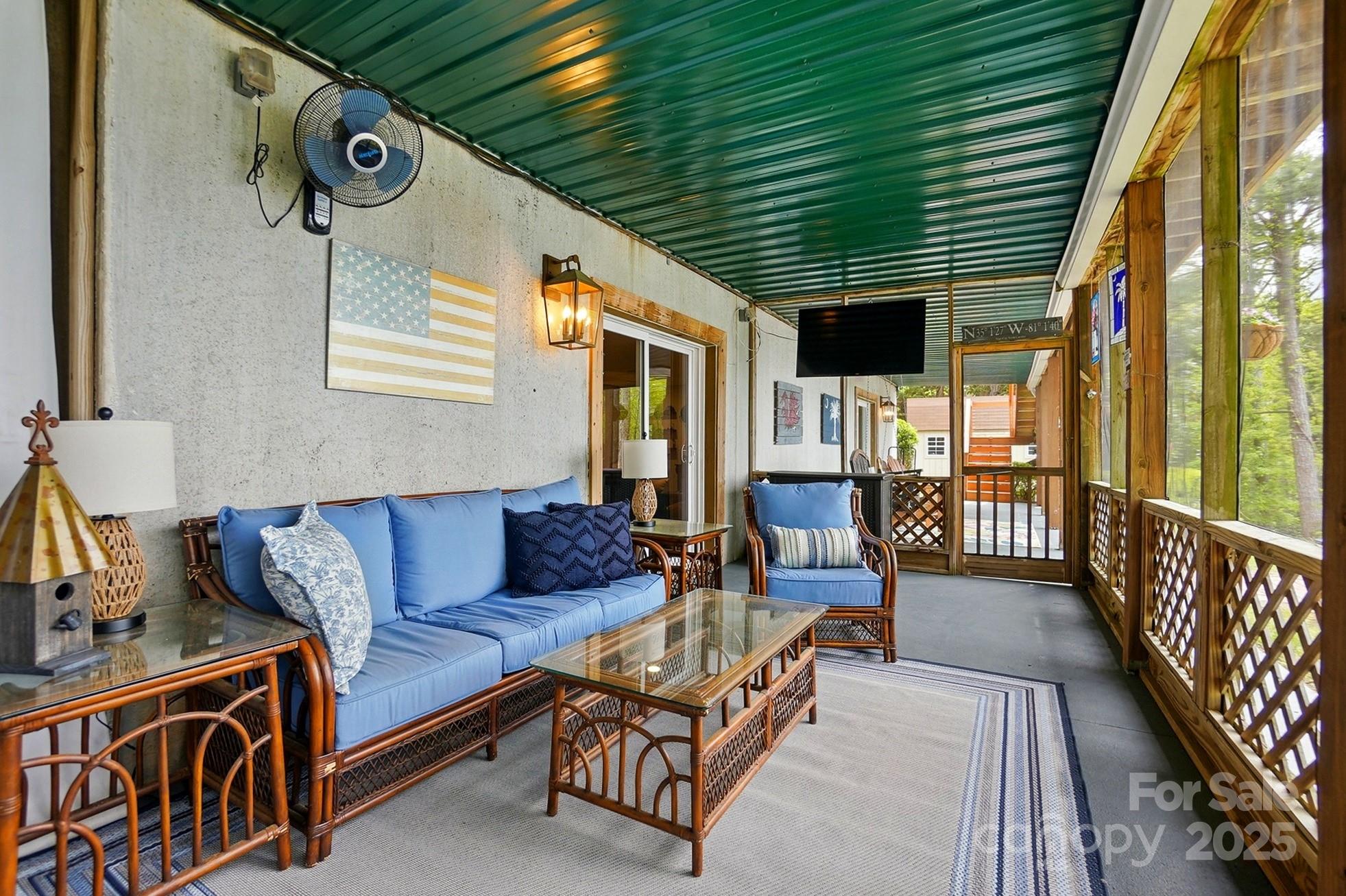 Tega Cay - Residential