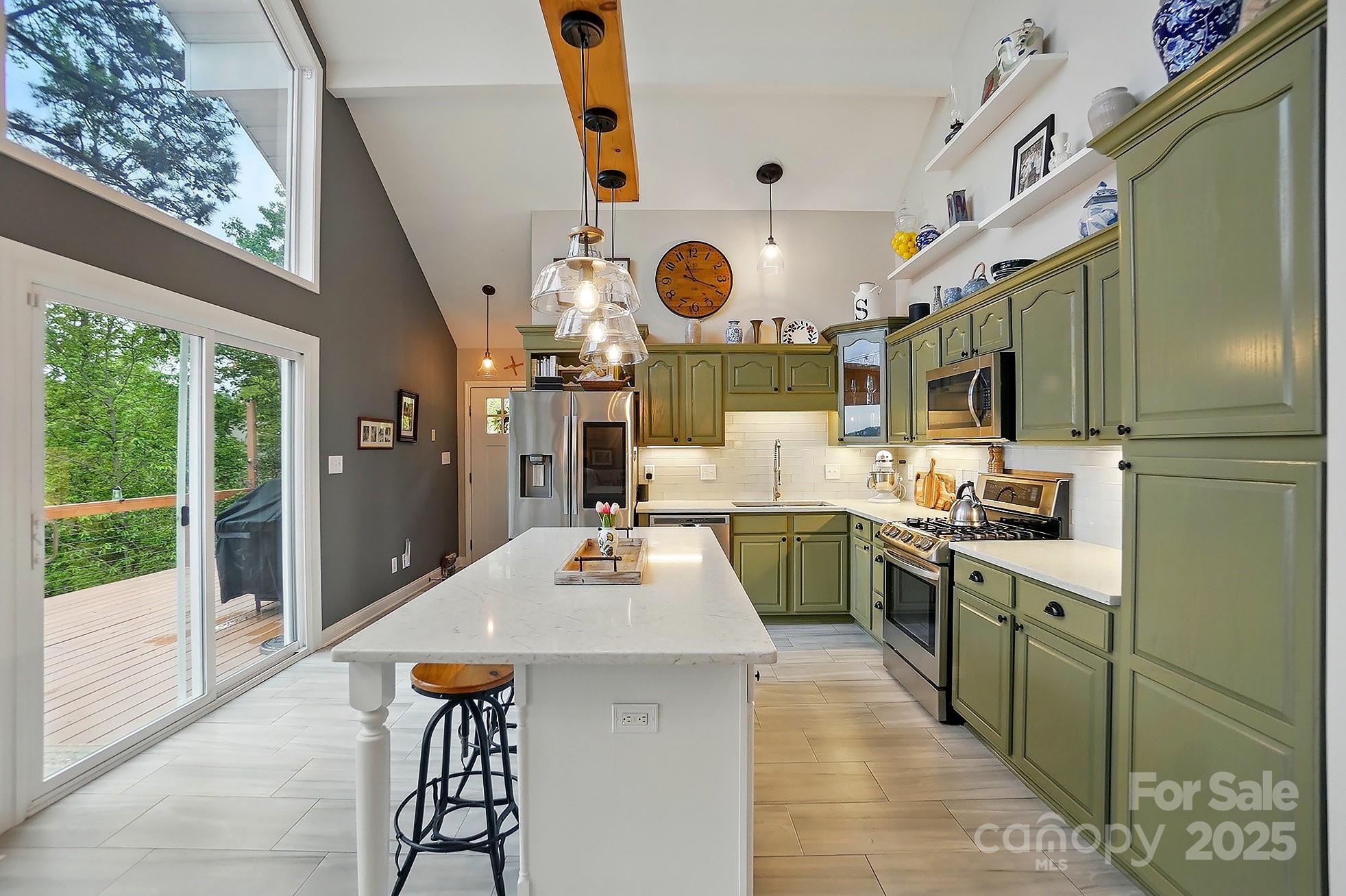 Tega Cay - Residential