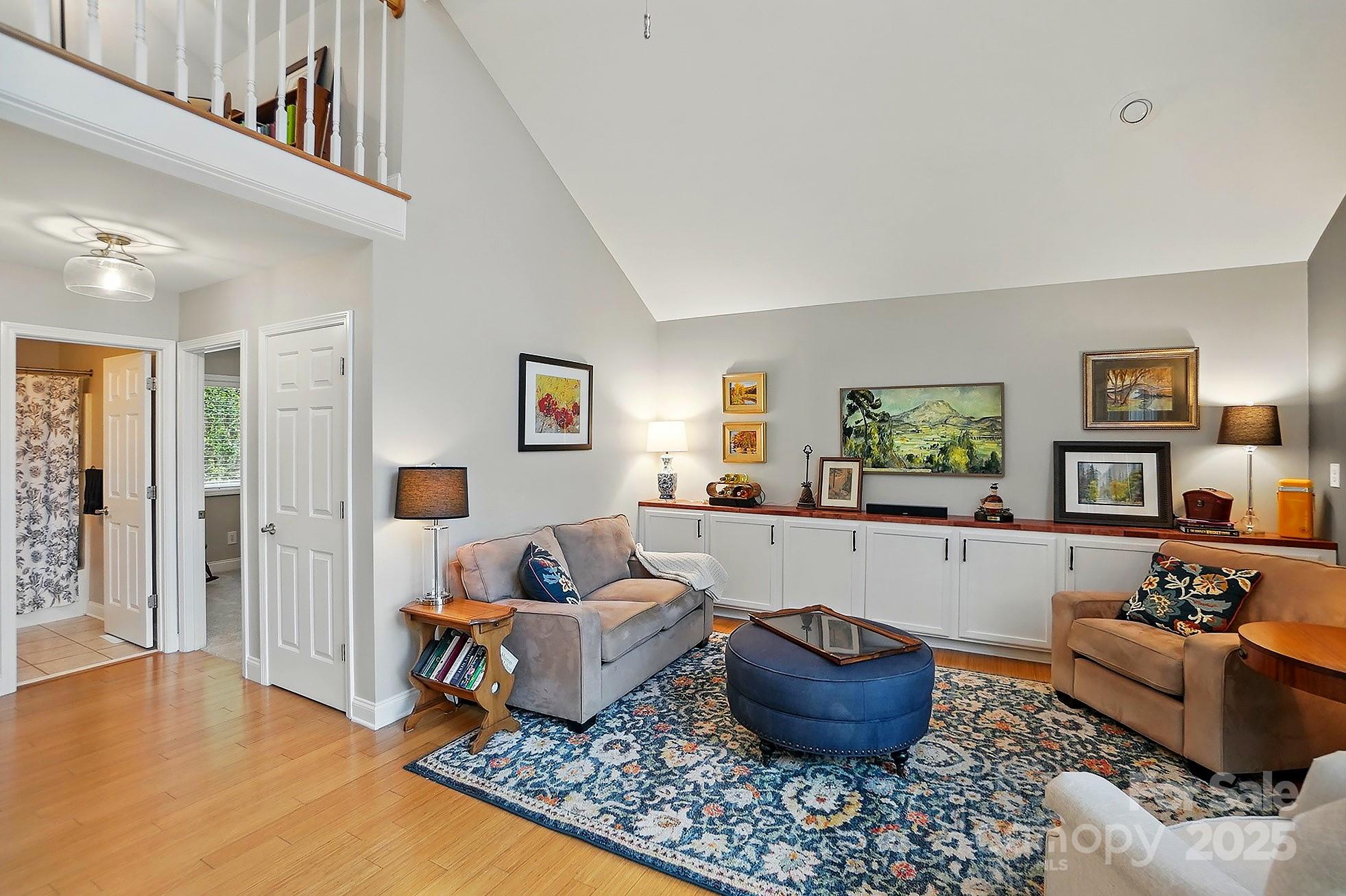 Tega Cay - Residential