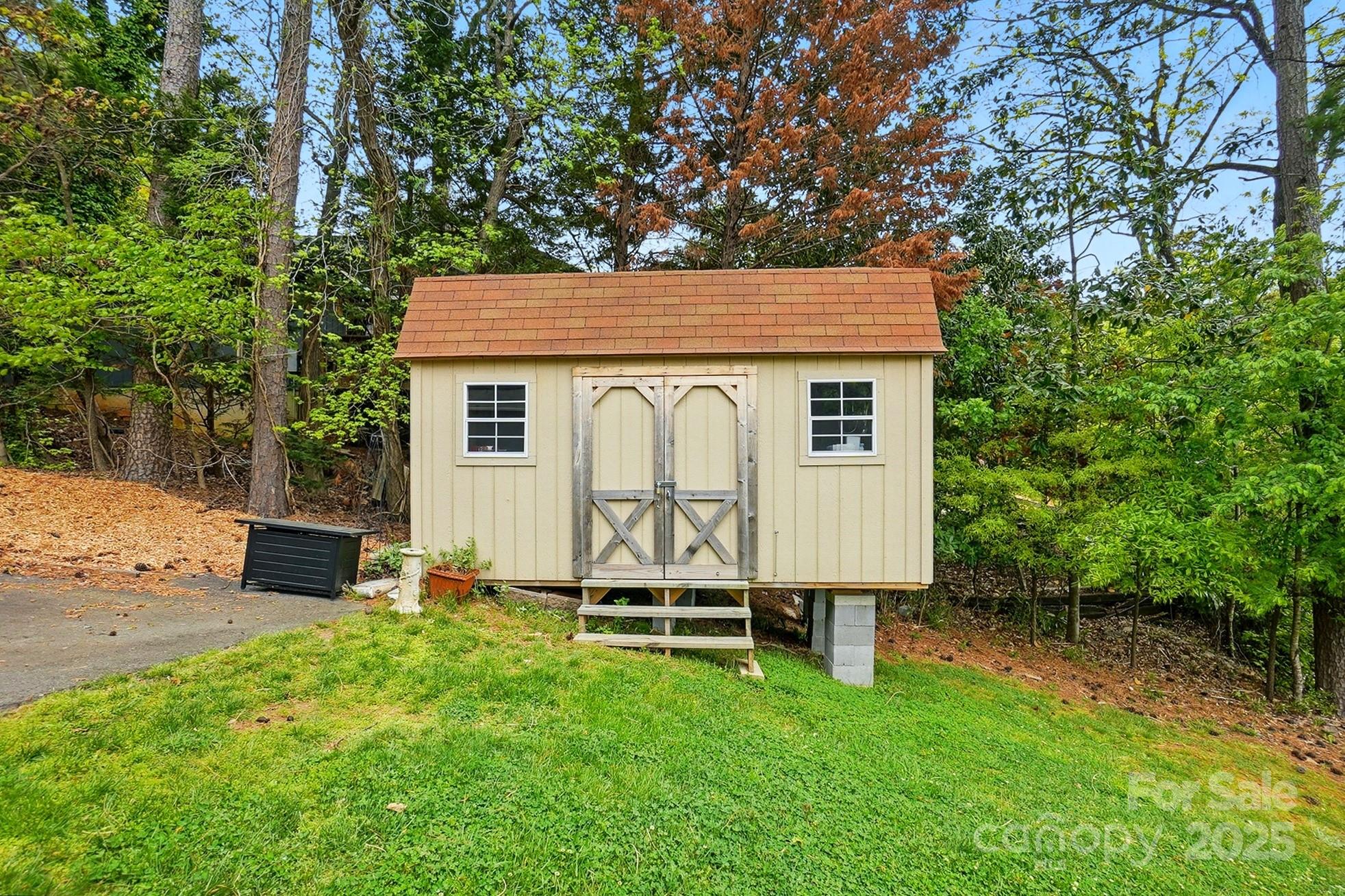 Tega Cay - Residential