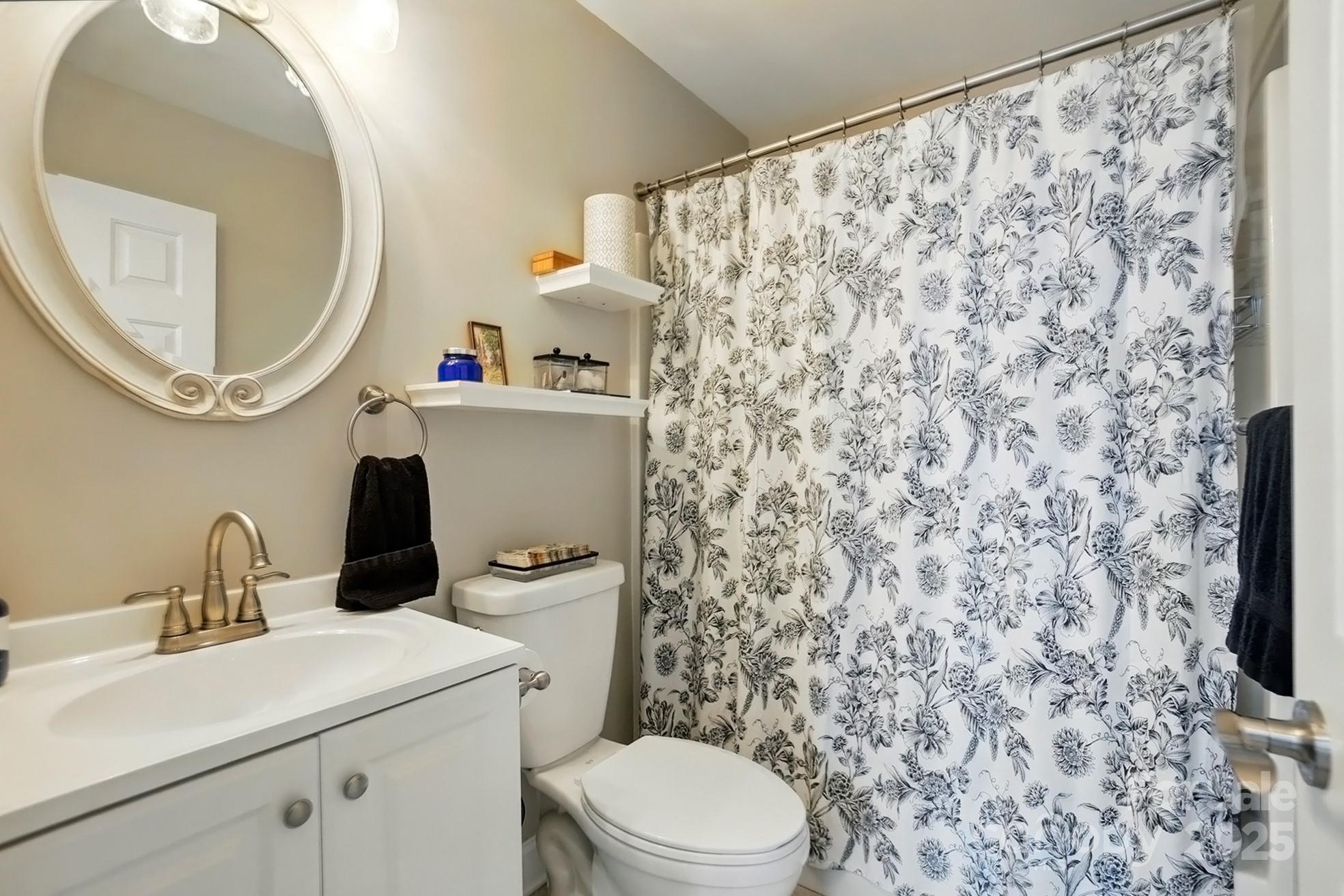 Tega Cay - Residential