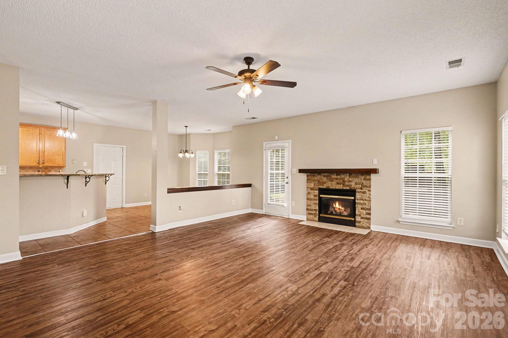 12616 Coral Sunrise Drive