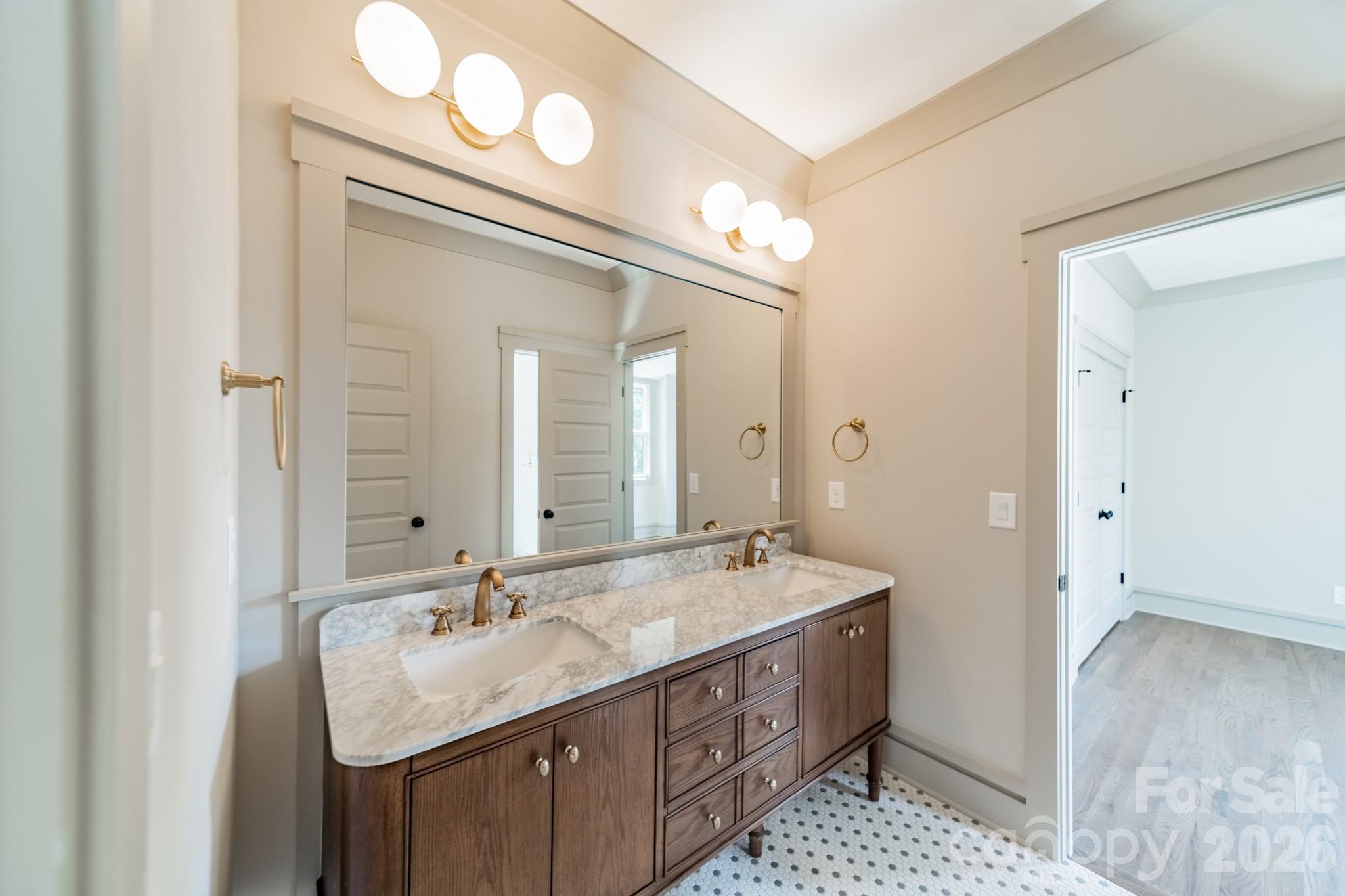 Villa Heights - Residential