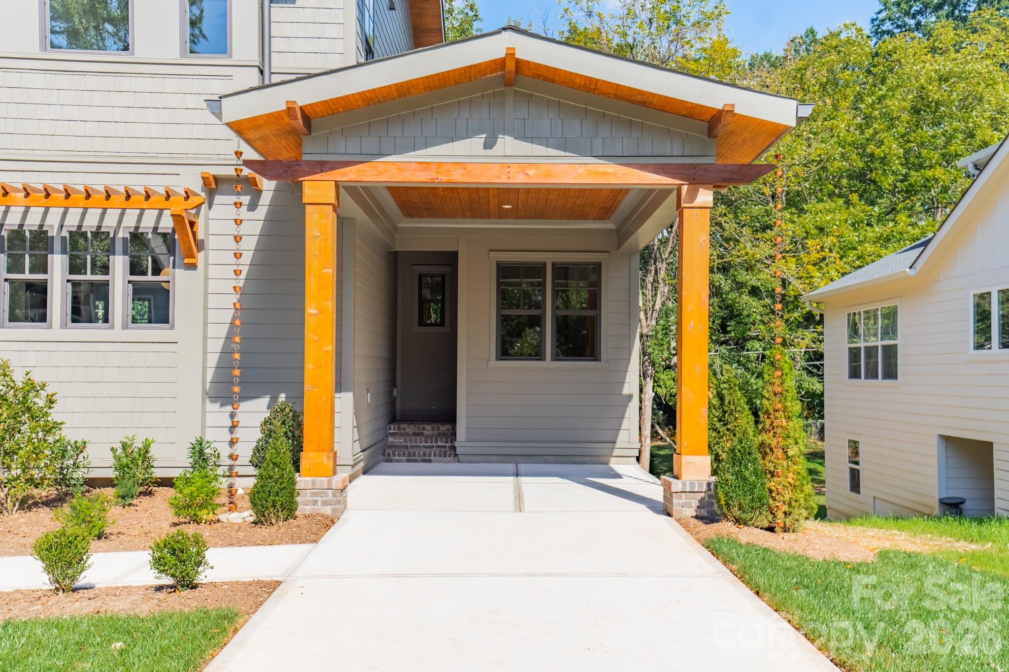 Villa Heights - Residential