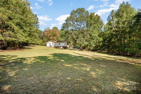 A home in Hickory Grove