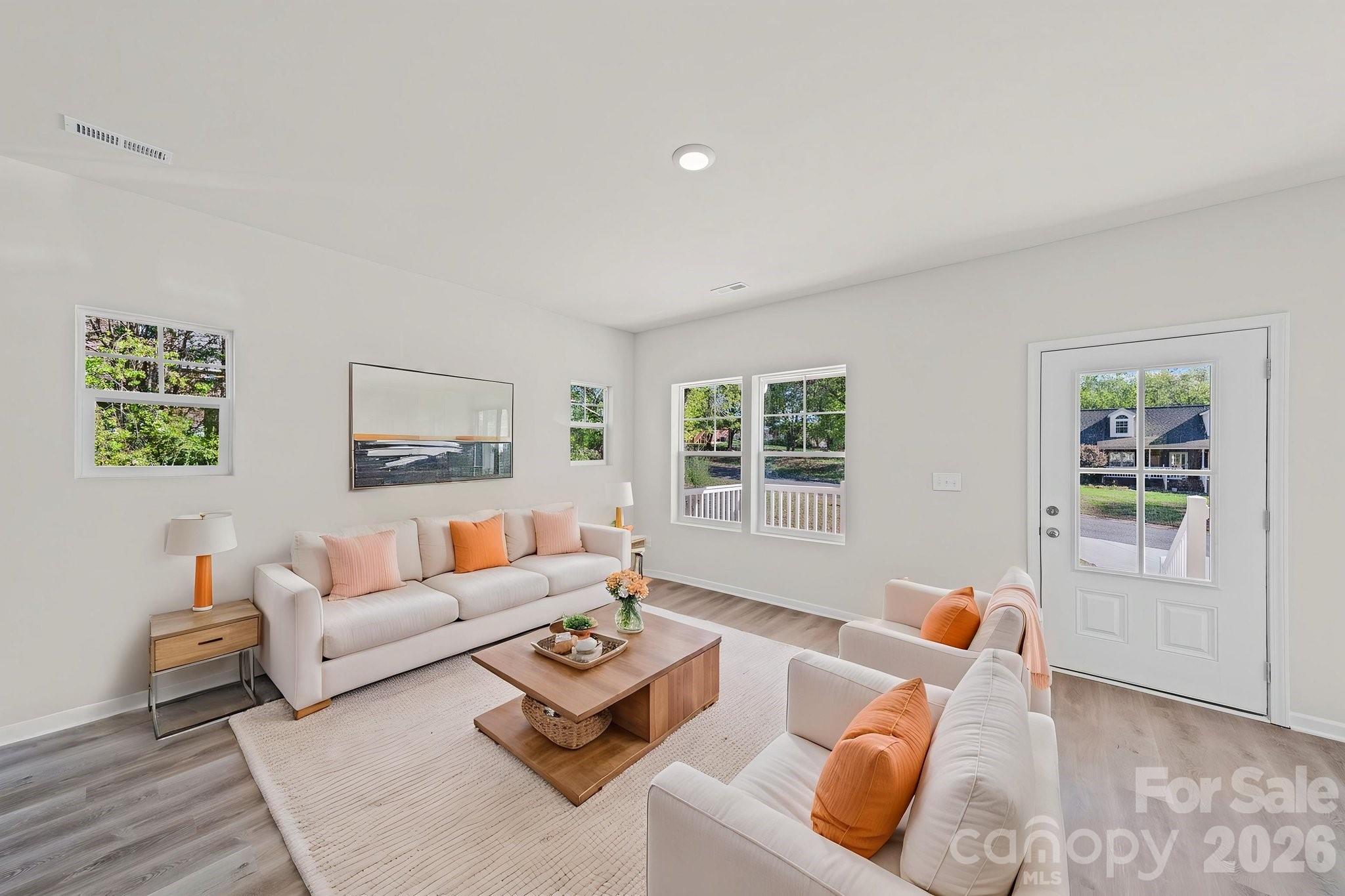 1405 Hubbard Terrace