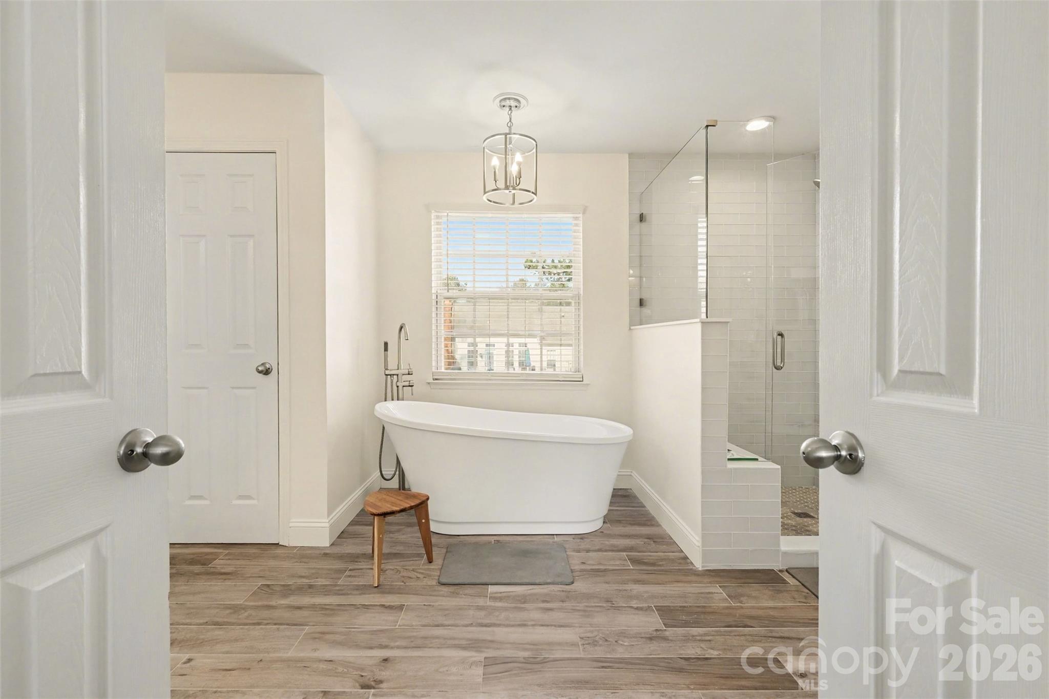 Knightsbridge - Residential