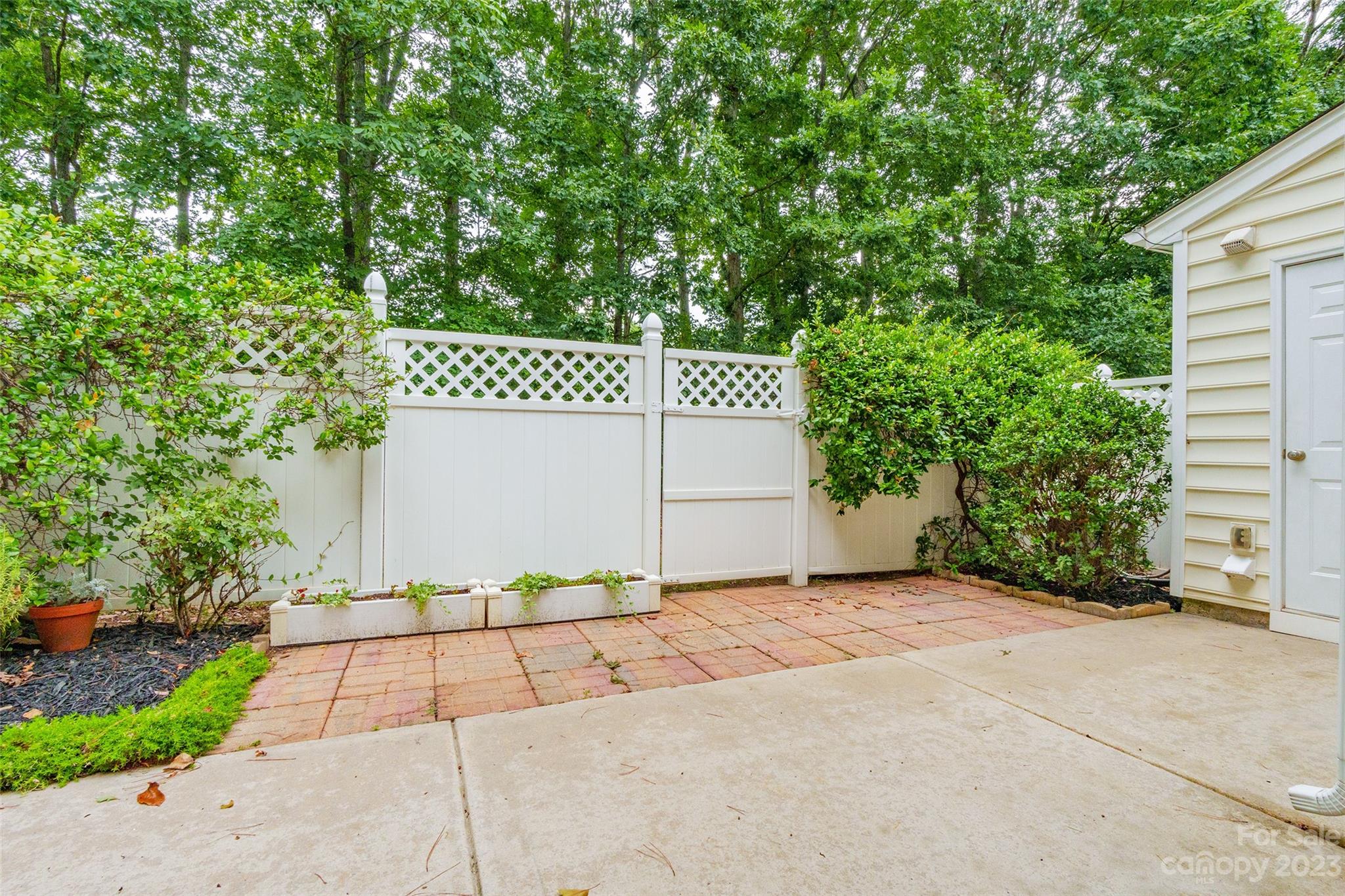 Fieldstone - Residential