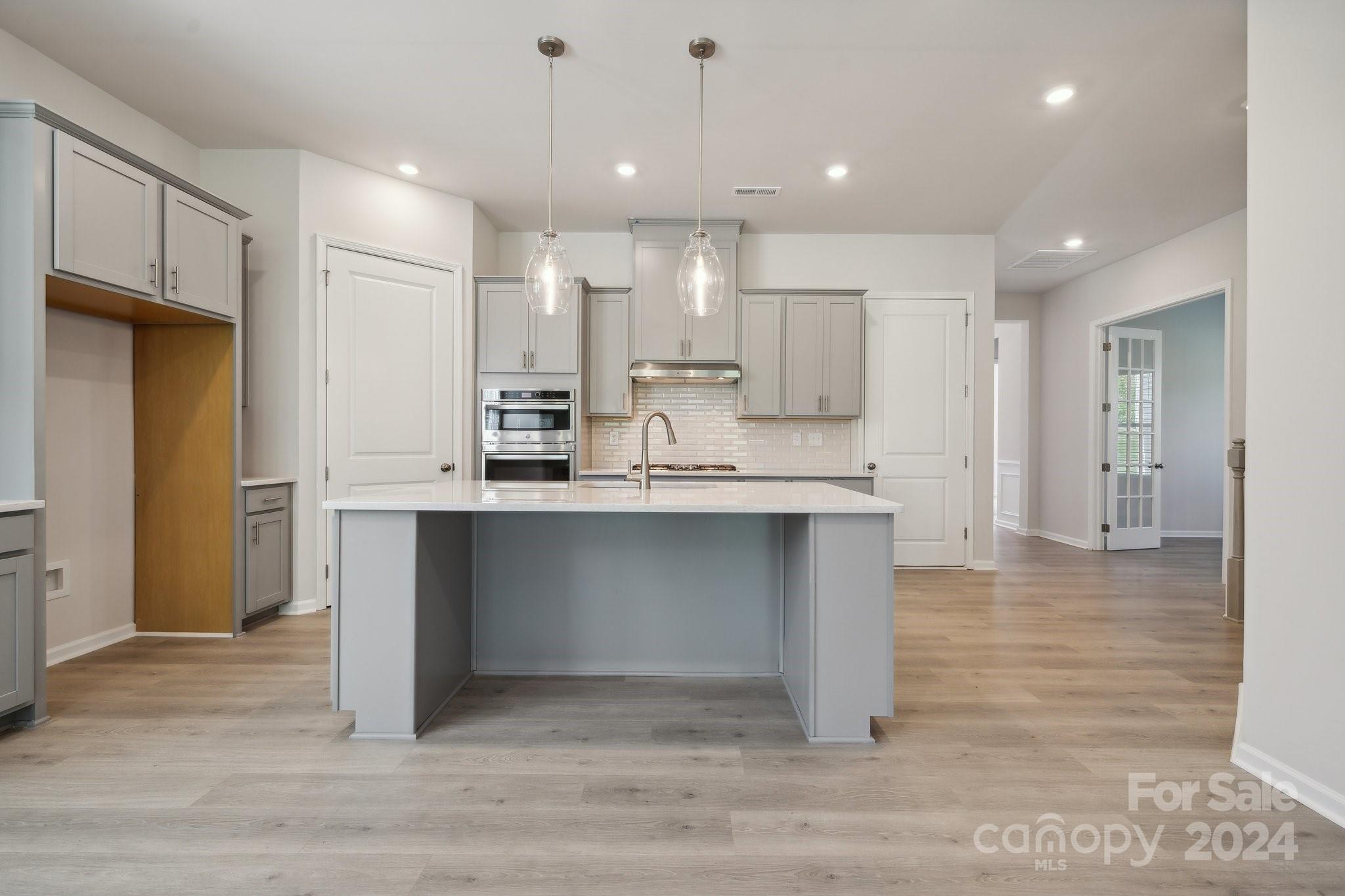 River Falls - Residential