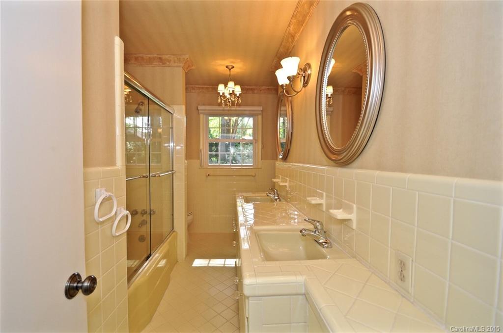 Lansdowne - Residential