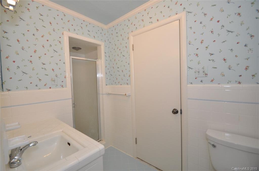 Lansdowne - Residential