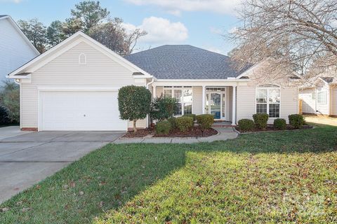 Photo of 7638 Sedgebrook Drive E, Stanley, NC 28164 (MLS # 4329183)