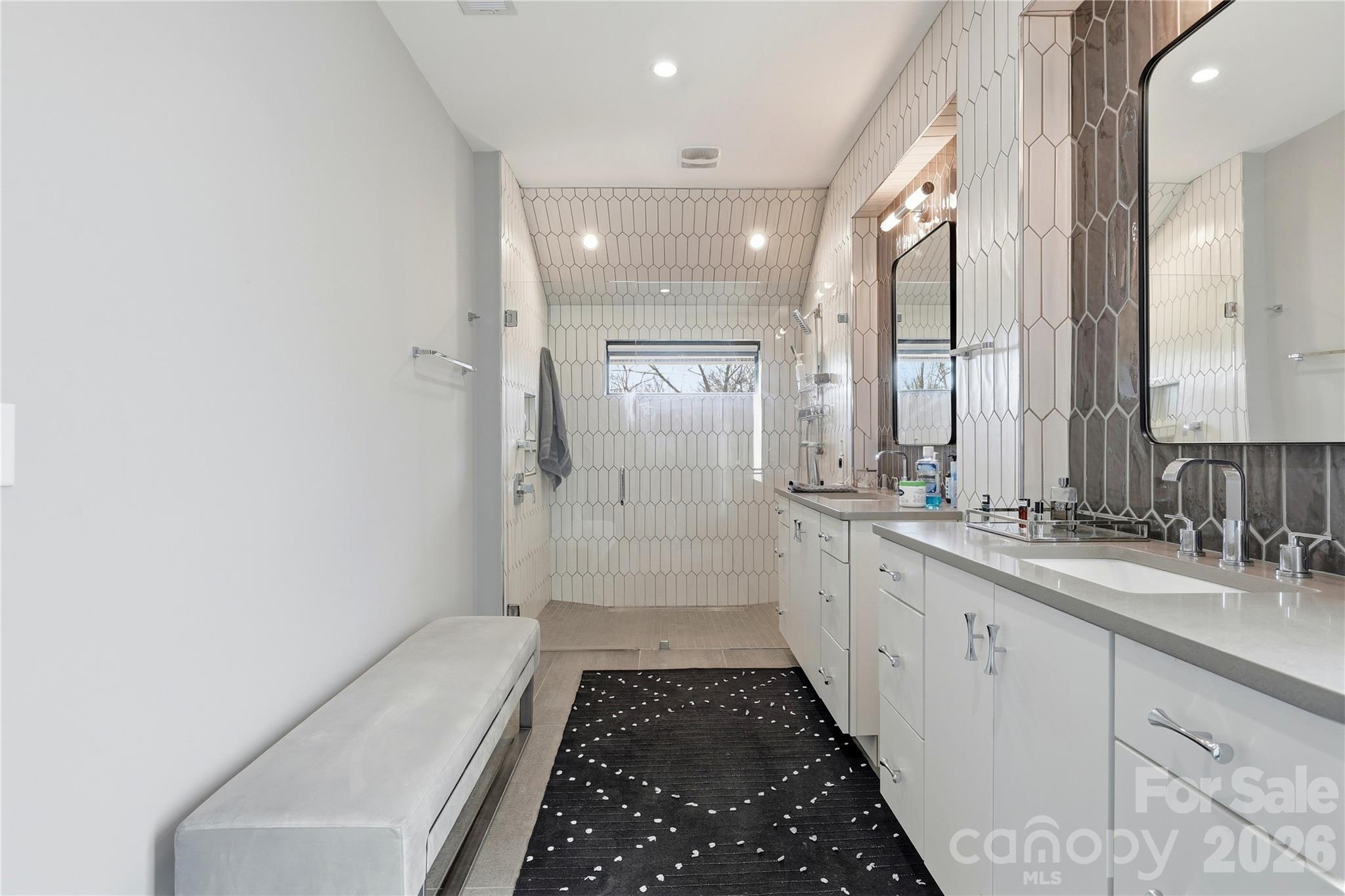 The Arts District - Residential