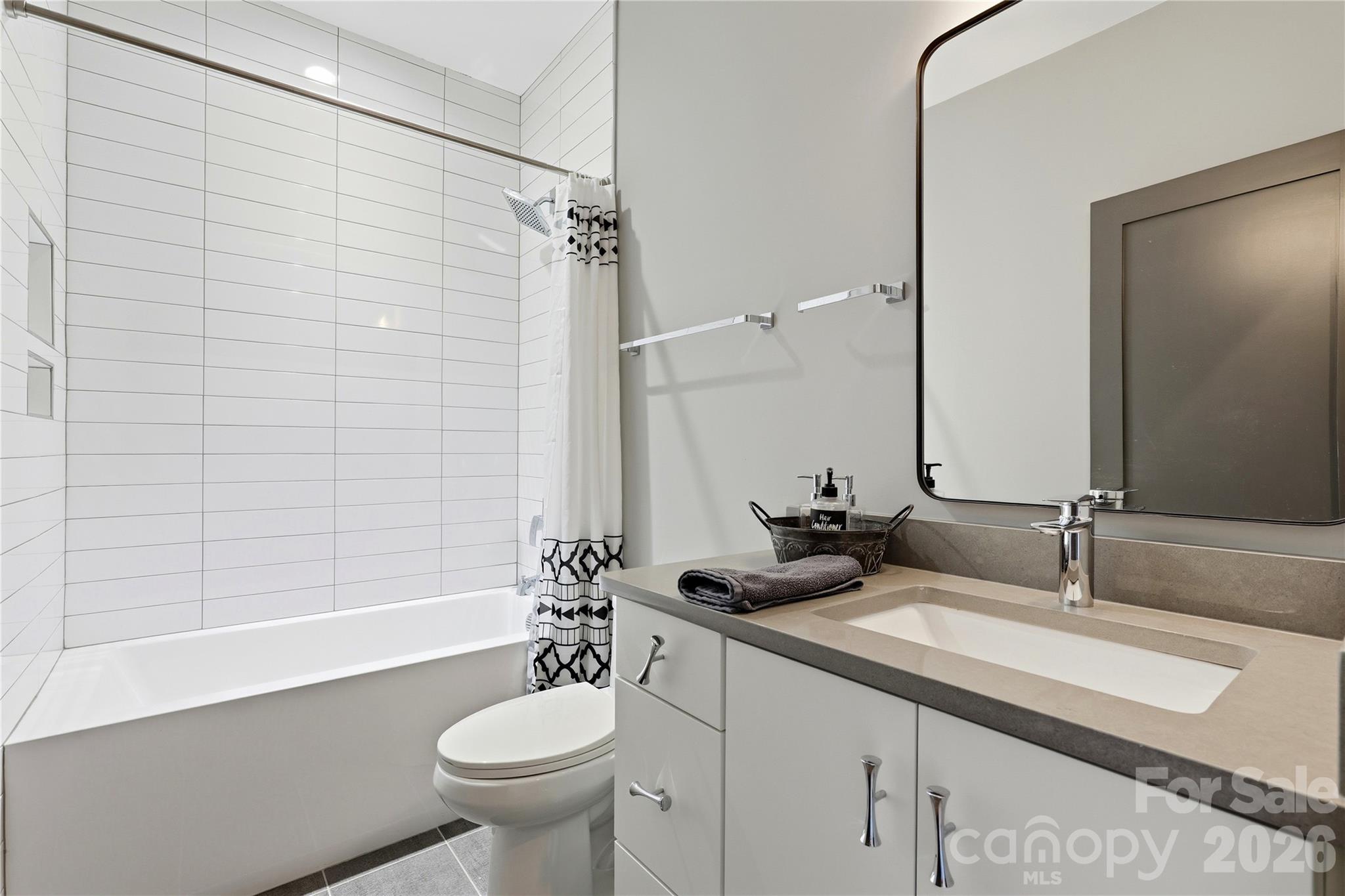 The Arts District - Residential