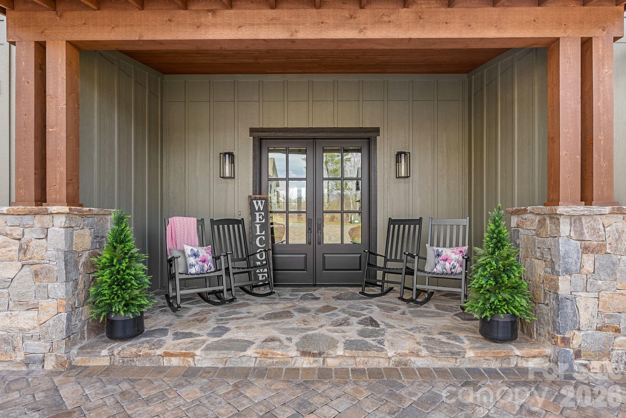 157 Riverbend Forest Drive