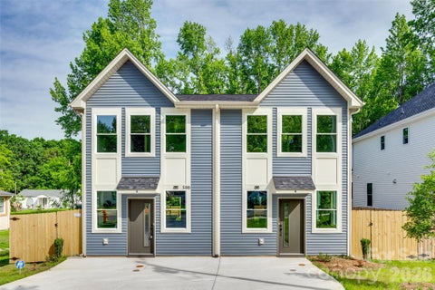 Photo of 500 Dawn Circle, Charlotte, NC 28213 (MLS # 4430890)