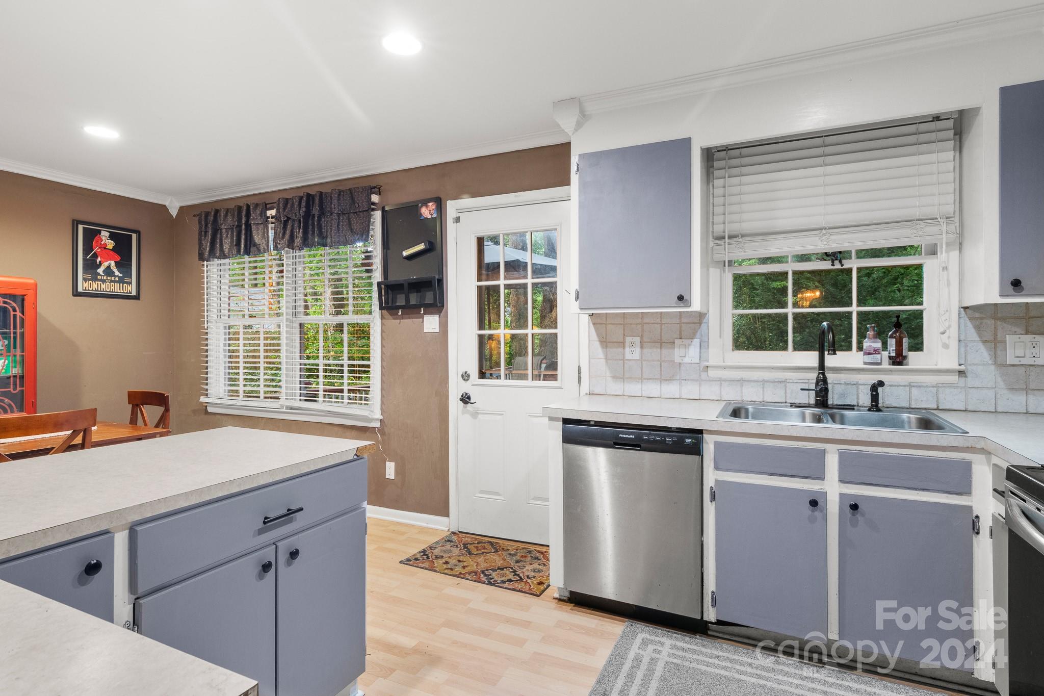 Mcclintock Woods - Residential