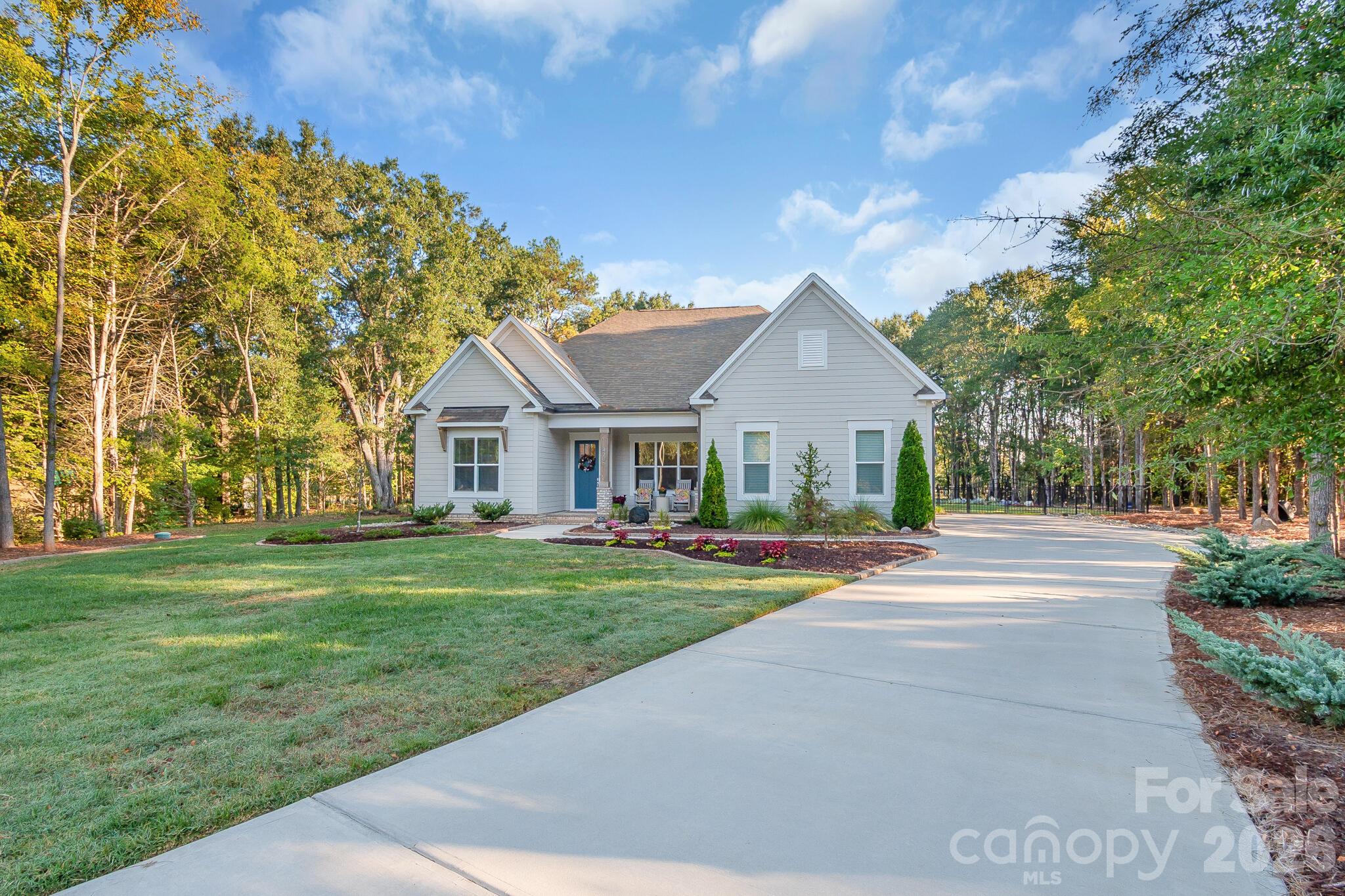 4236 Artdale Road SW