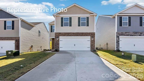 Photo of 672 13th Avenue Drive NE, Hickory, NC 28601 (MLS # 4406369)