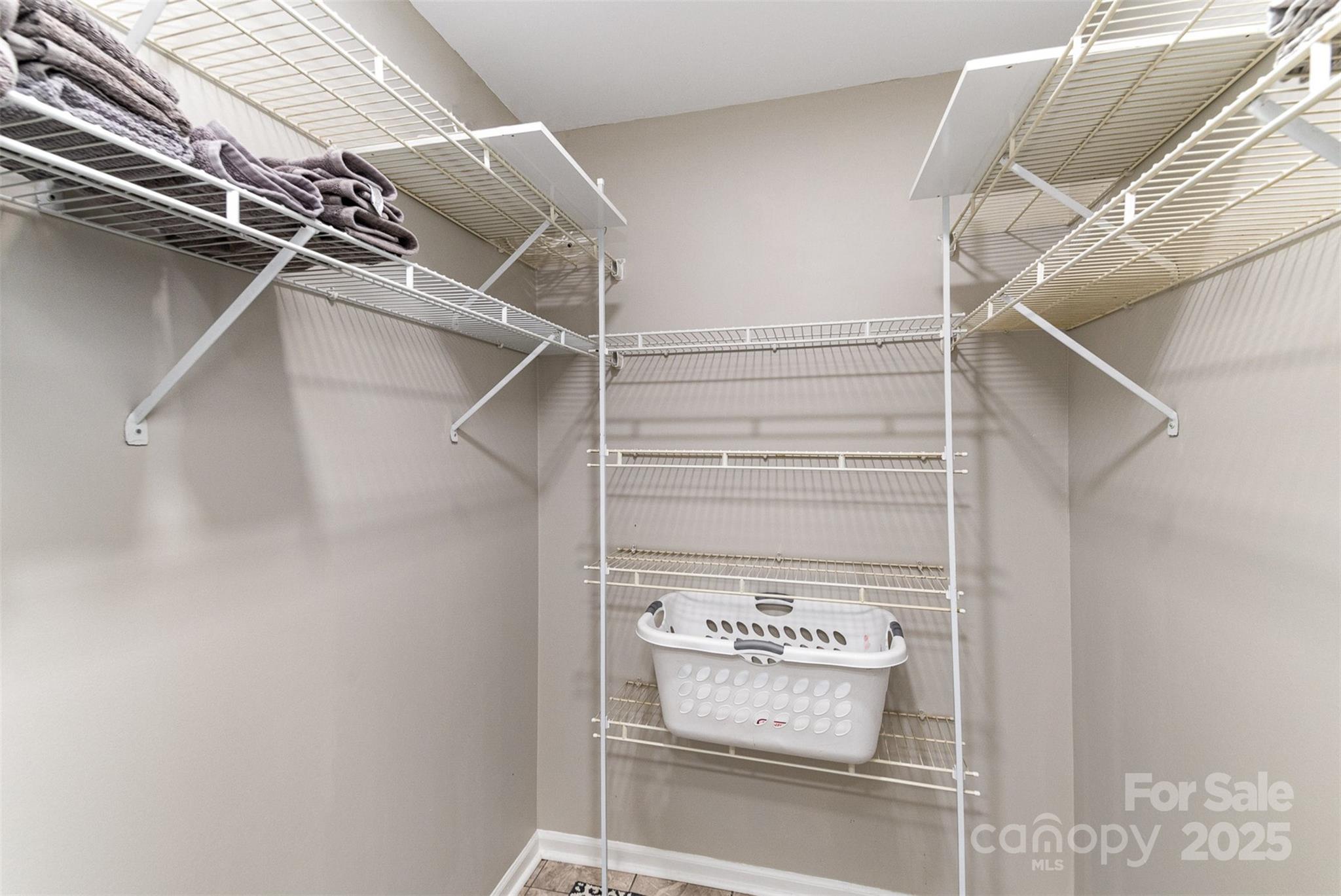 Falconbridge - Residential