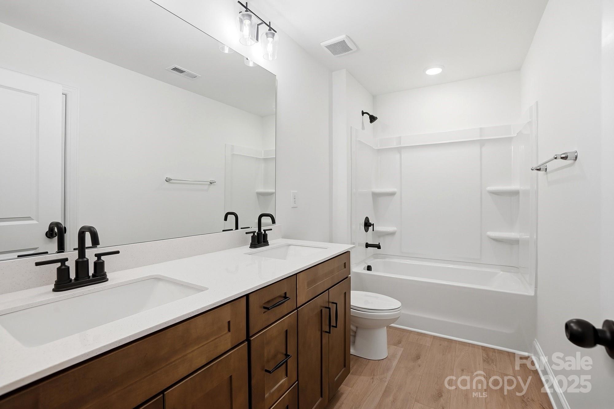 Waterford Commons - Residential