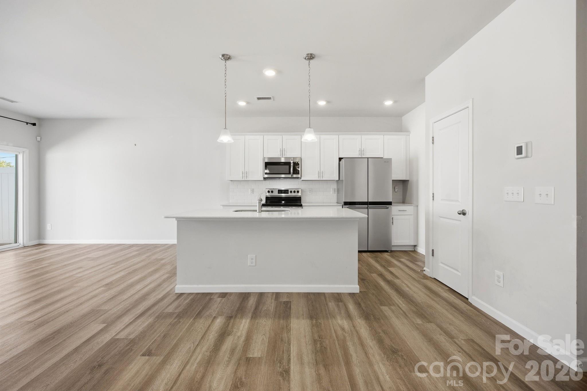 101 Wilkinson Court SE