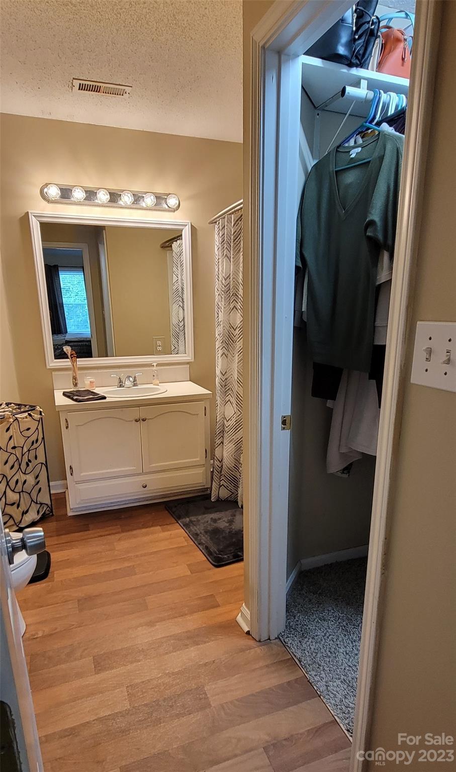 Deertrack - Residential