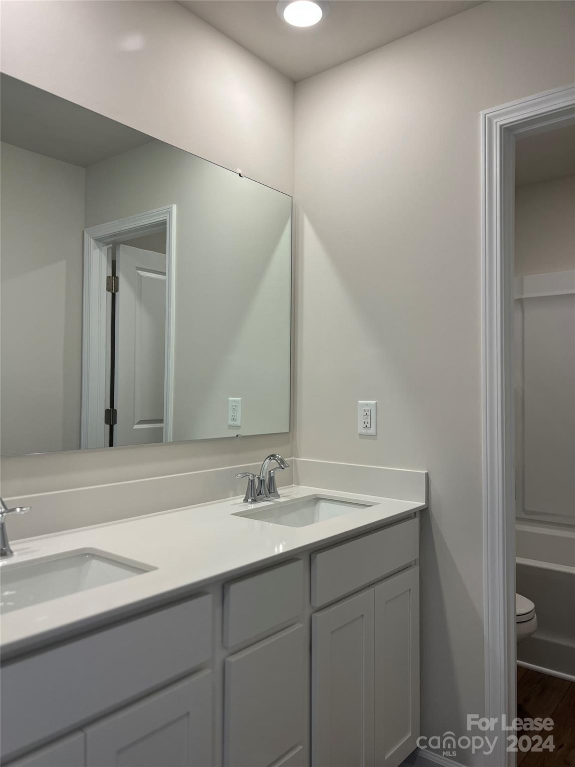 The Retreat at Cameron Commons - Residential Lease