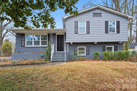 5931 Amity Place Charlotte NC 28212