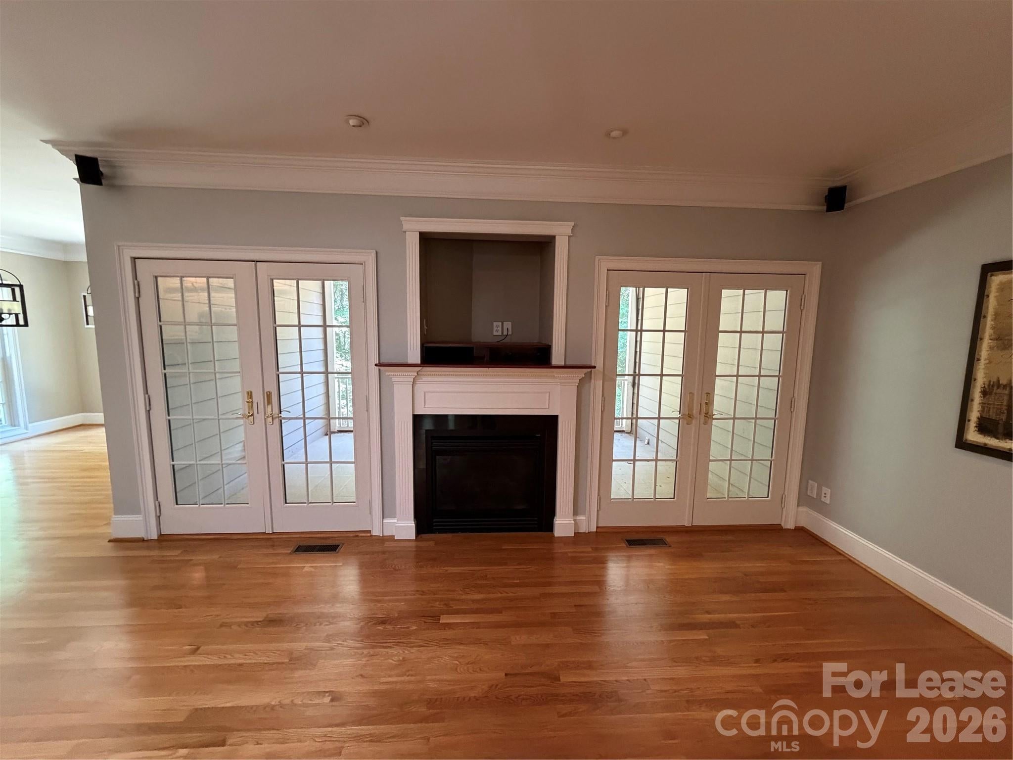 150 Manitou Trail
