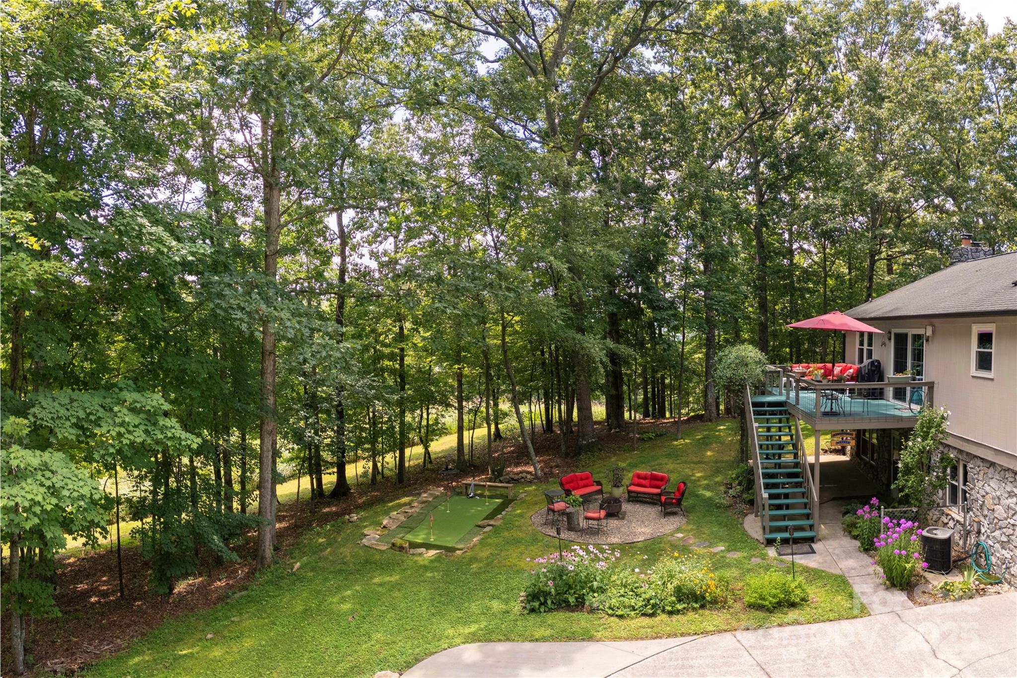 230 Foxwood Drive