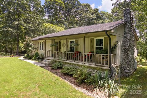 Photo of 230 Foxwood Drive, Hendersonville, NC 28791 (MLS # 4255865)