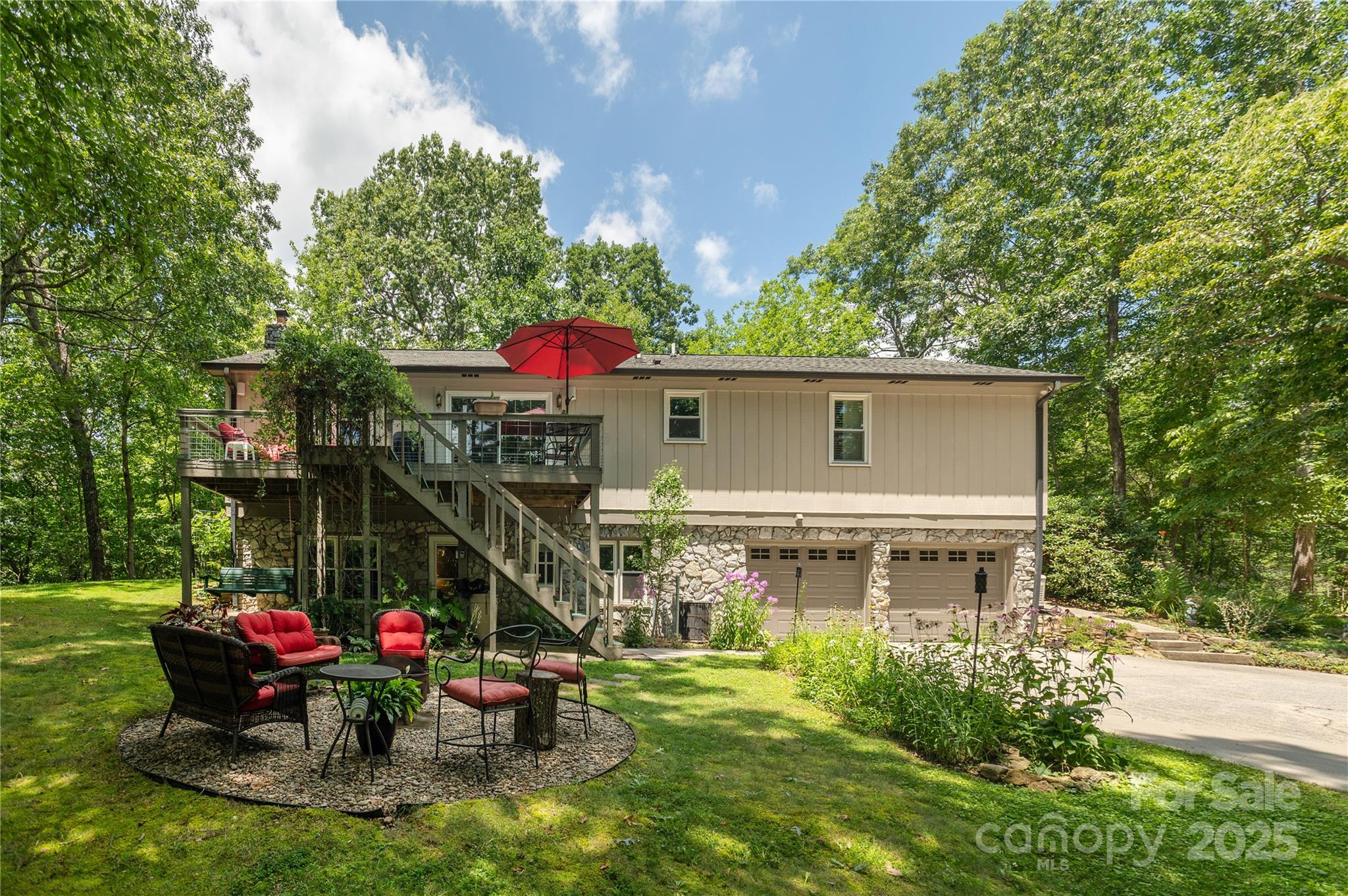 230 Foxwood Drive
