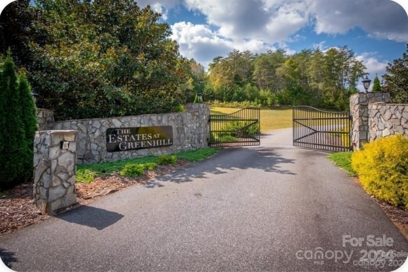 The Estates at Greenhill - Residential