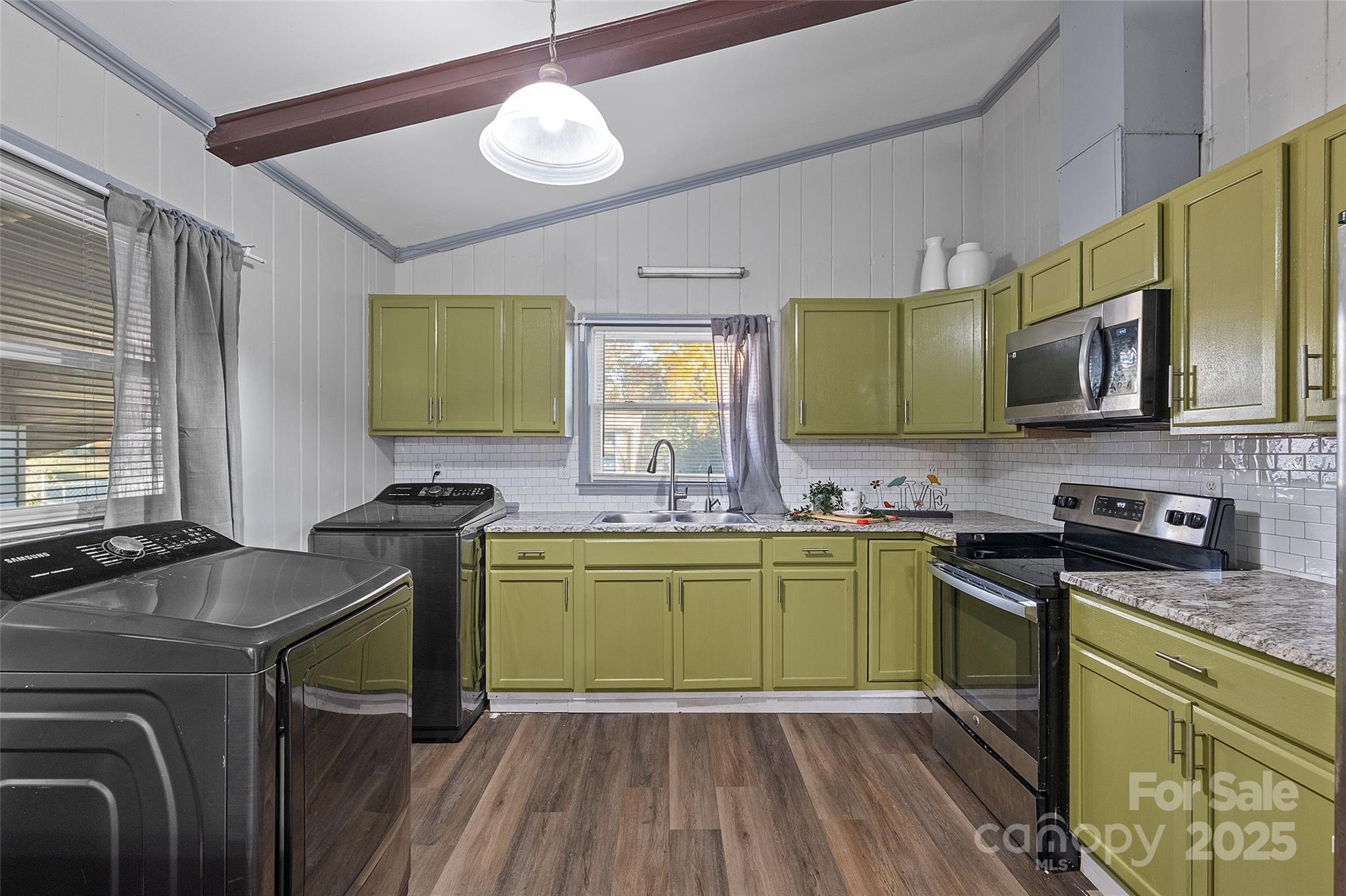 841 Squirrel Hill Road 14