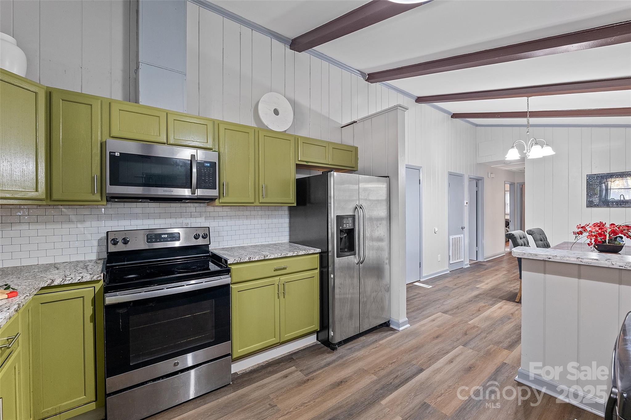 841 Squirrel Hill Road 14