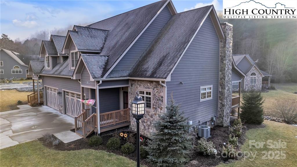 Whispering Streams Townhomes - Residential