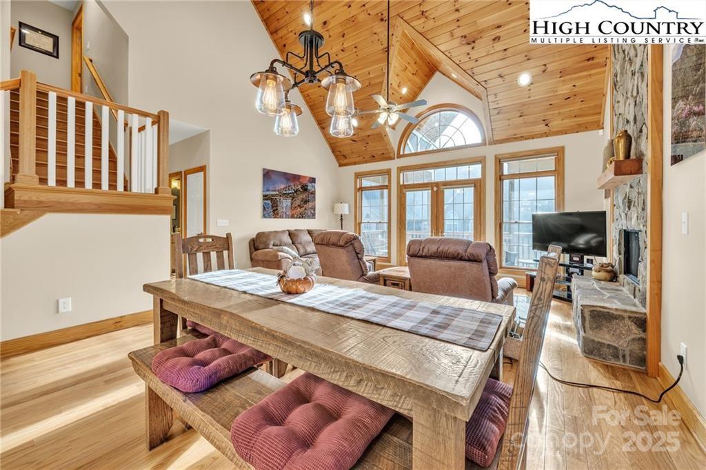 Whispering Streams Townhomes - Residential