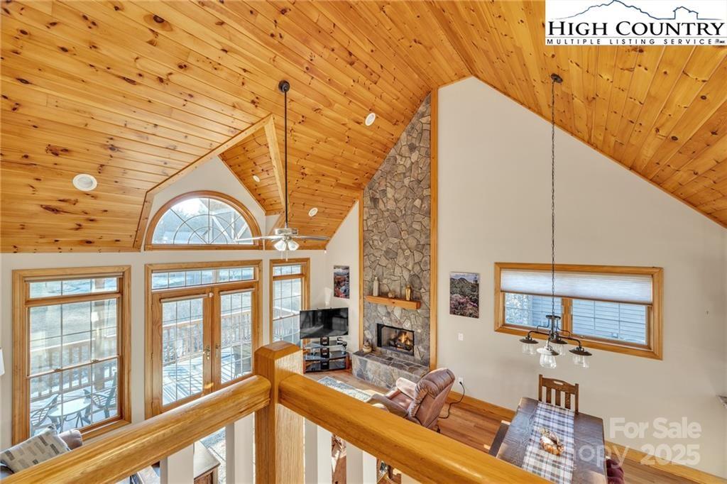 Whispering Streams Townhomes - Residential