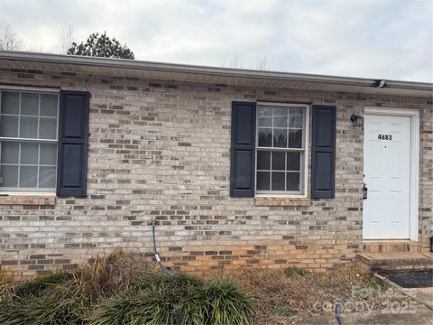 Photo of 4683 Grassy Creek Road, Denver, NC 28037 (MLS # 4329176)