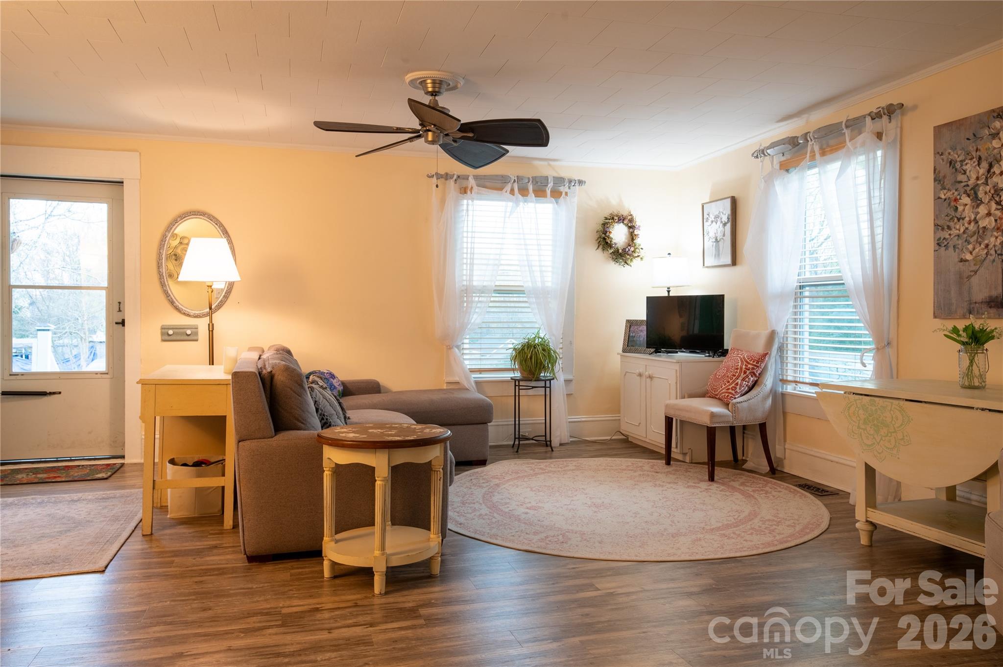 Madora - Residential